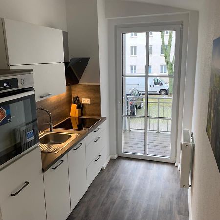 40 Qm Appartment Parkplatz, Balkon,Netflix, Prime Кемниц Екстериор снимка