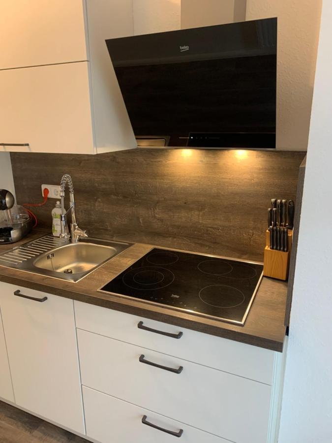 40 Qm Appartment Parkplatz, Balkon,Netflix, Prime Кемниц Екстериор снимка