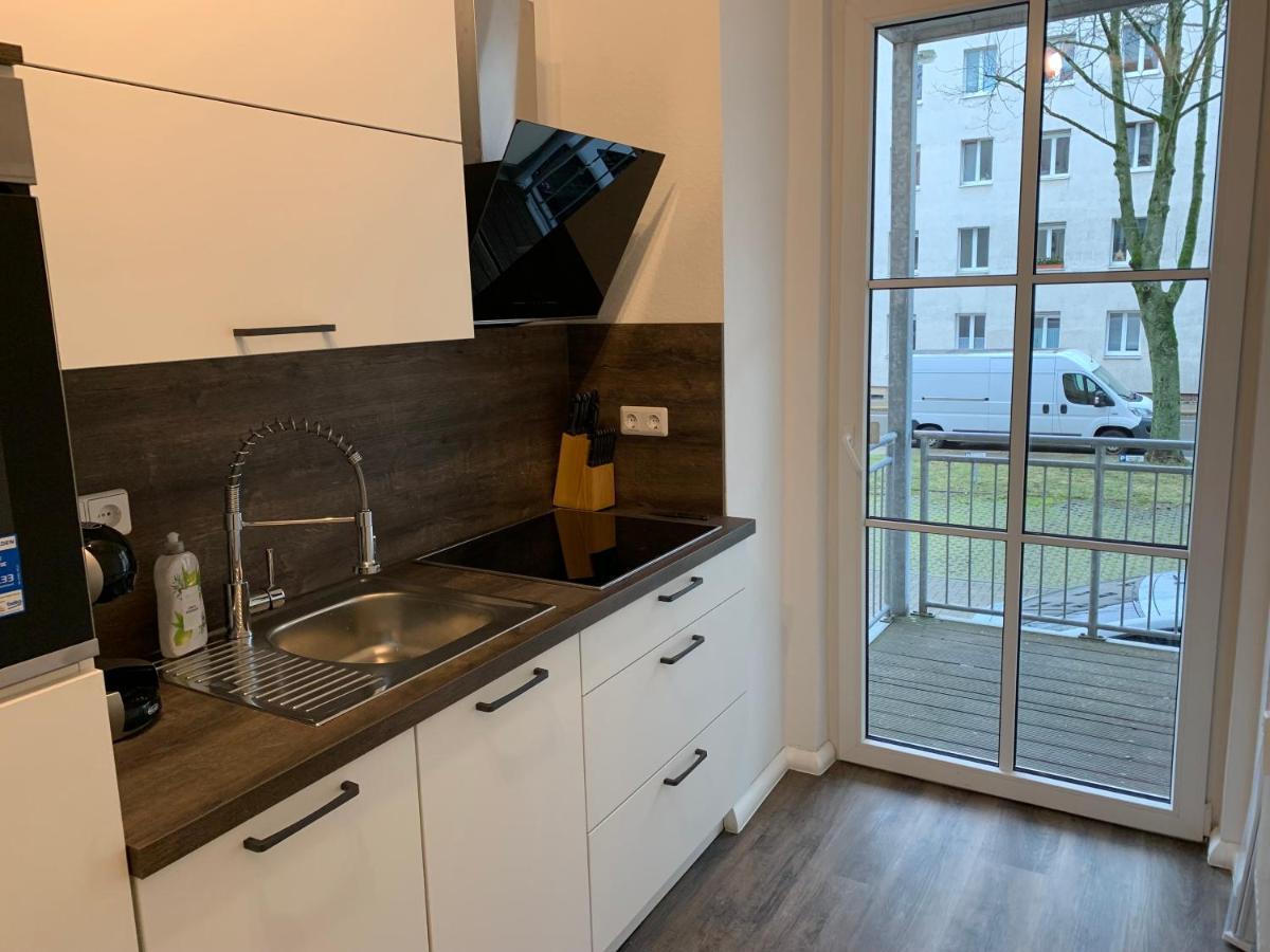 40 Qm Appartment Parkplatz, Balkon,Netflix, Prime Кемниц Екстериор снимка