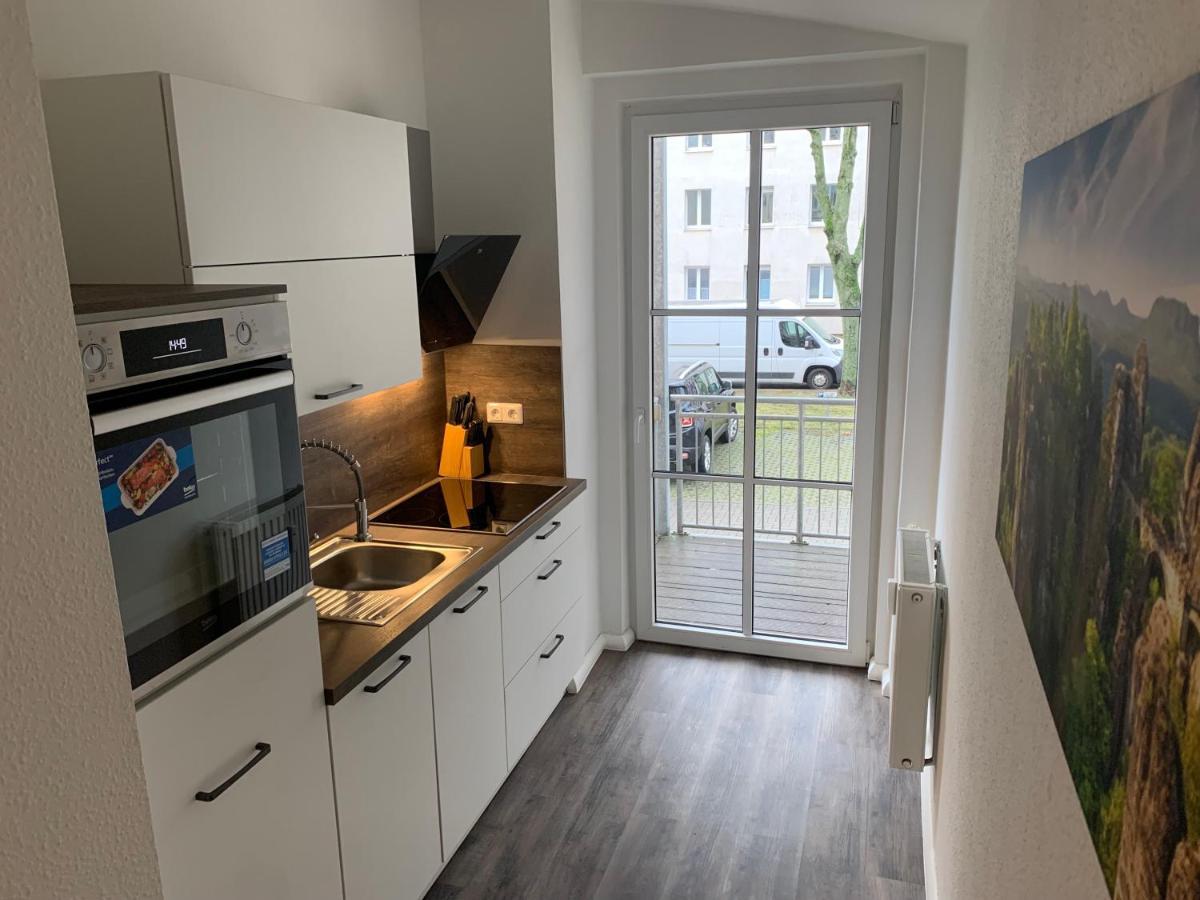 40 Qm Appartment Parkplatz, Balkon,Netflix, Prime Кемниц Екстериор снимка