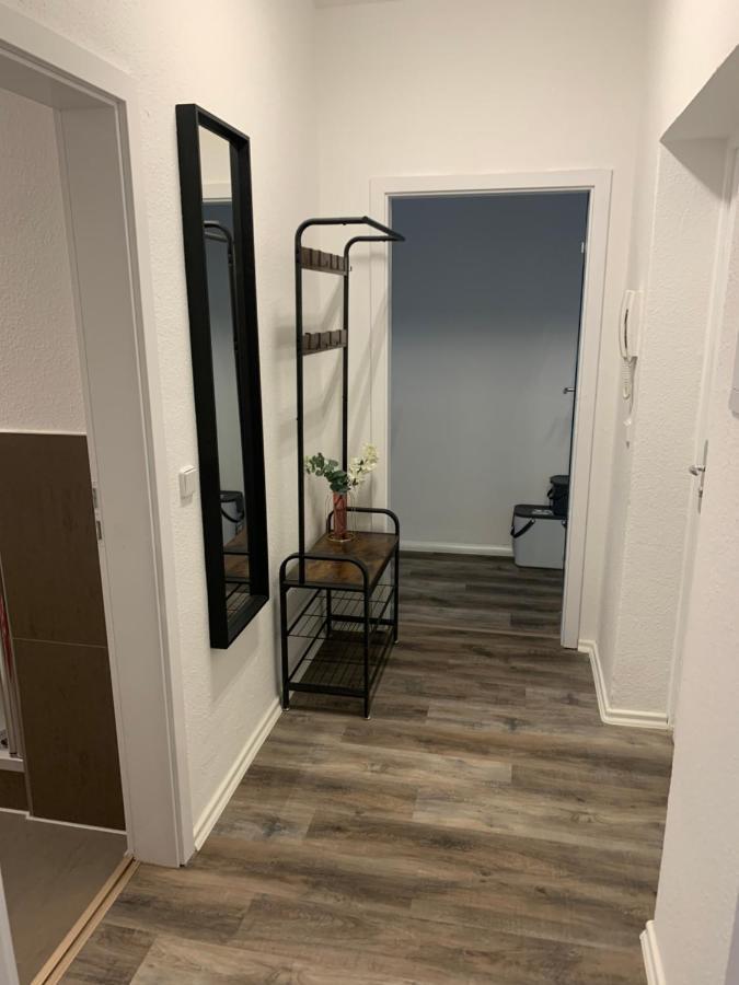 40 Qm Appartment Parkplatz, Balkon,Netflix, Prime Кемниц Екстериор снимка