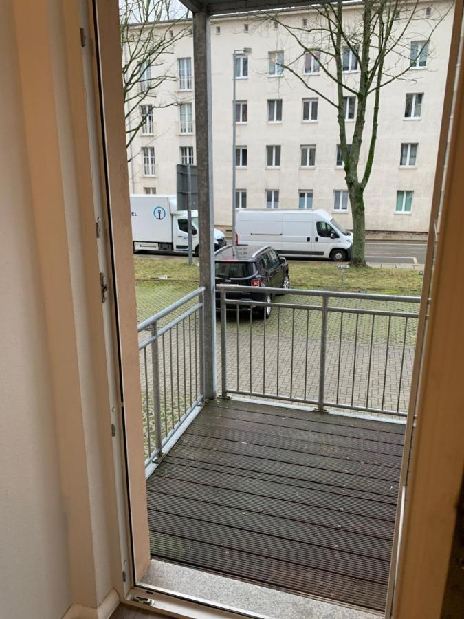 40 Qm Appartment Parkplatz, Balkon,Netflix, Prime Кемниц Екстериор снимка